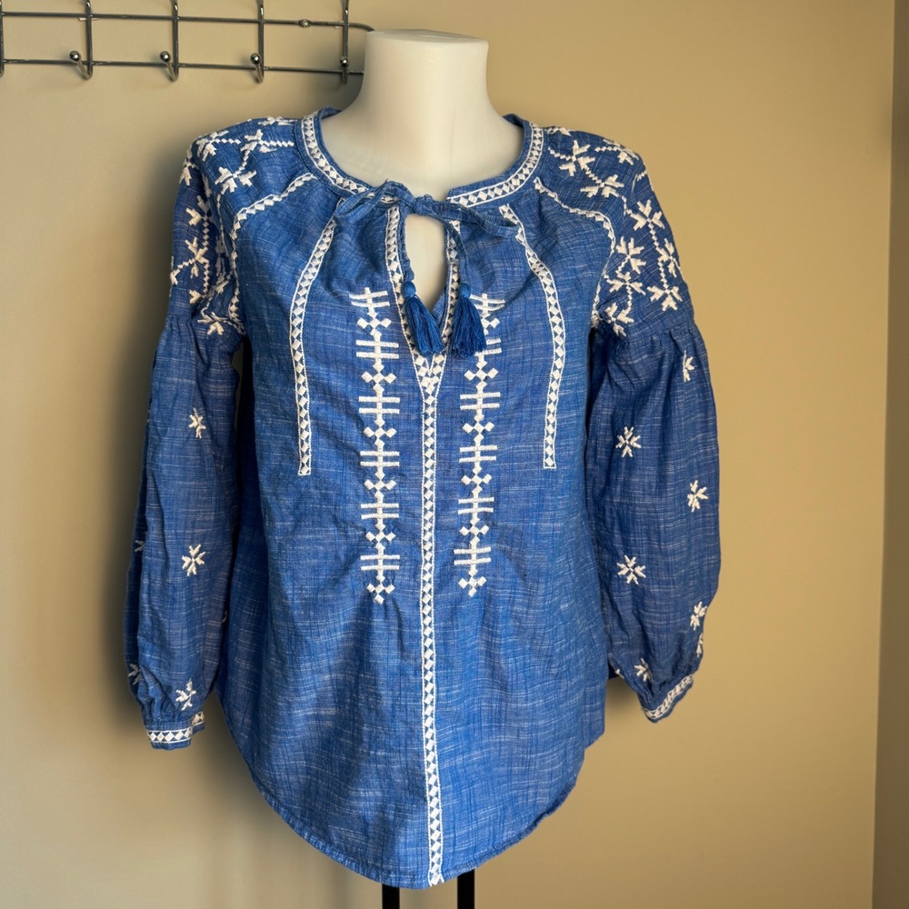 GAP Embroidered‎ Peasant Top Blouse Blue White Bohemian Petite Small